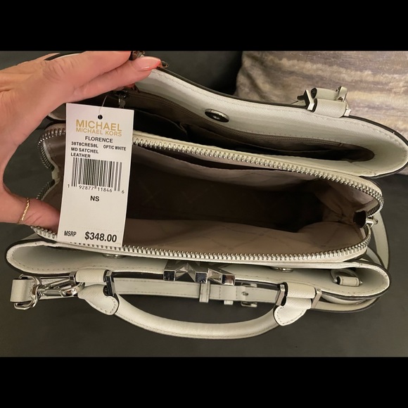 Michael Kors Florence Crossbody - Picture 3 of 6